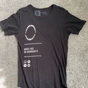 electric family black jauz scoop tee